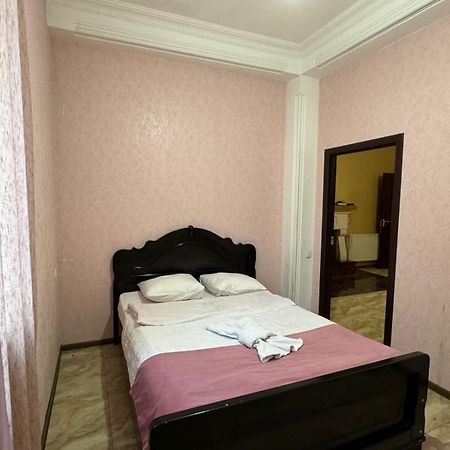 Benene'S Apartments تبليسي المظهر الخارجي الصورة